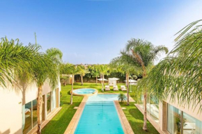 Villa Bahamas , Luxe et élégance & piscine Chauffée, jacuzzi